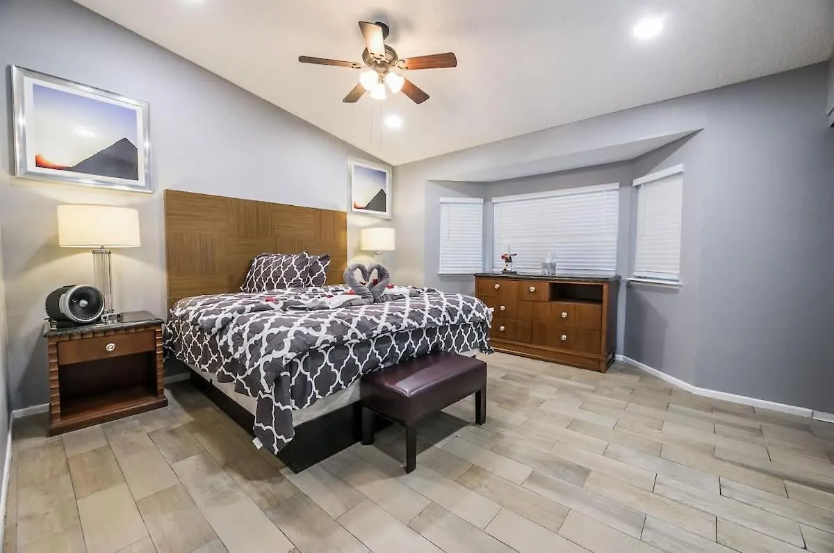 Bright & Stylish House W Pool Game Near The Strip Villa Las Vegas United States